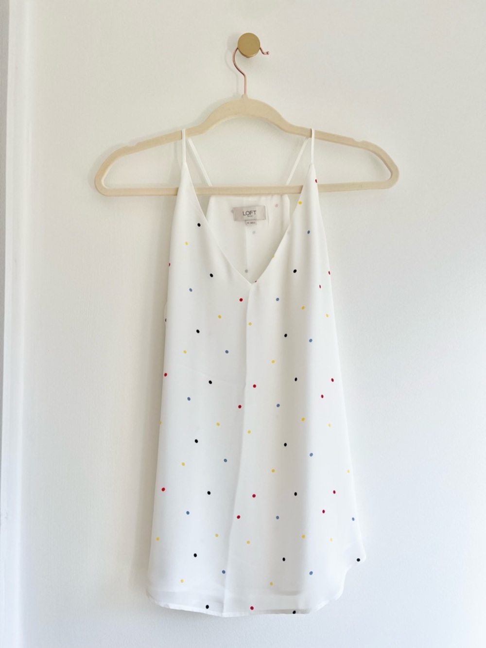 (NWOT) LOFT White Polka Dot V-Neck Cami with Multicolor Dots | Women XS